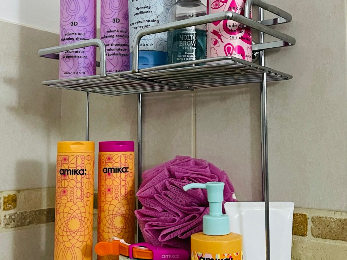 אמיקה מוצרים מומלצים לשיער: מדף הטיפוח באמבטיה&nbsp;שלי