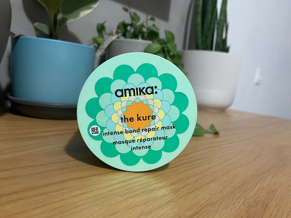 חוות דעת על מסכת שיקום לשיער פגום של&nbsp;אמיקה