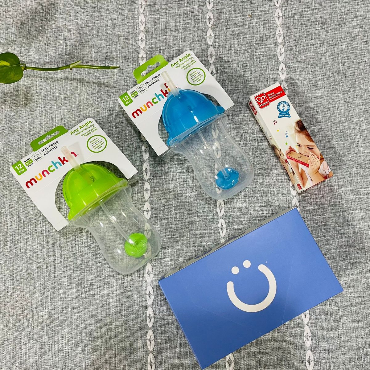 אמזון: בקבוק מים לגיל שנה, שקיות לחיתולים ומפוחית&nbsp;מהממת